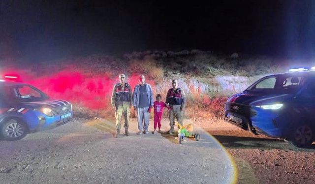 Kilis'te kaybolan 6 yaşındaki otizmli çocuk dronla bulundu