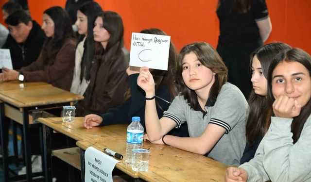 Kırıkkale'de liseler arasında 'Tabiat ve Yaşanabilir Çevre Bilgi Yarışması' düzenlendi