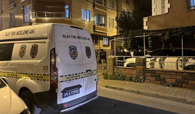 Küçükçekmece'de sokak ortasında silahlı saldırı: 1 ağır yaralı