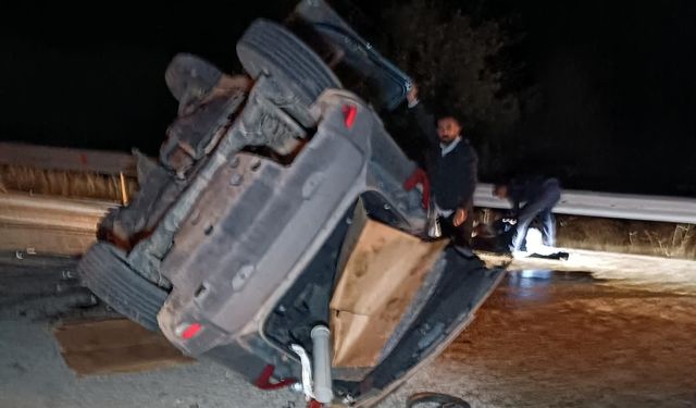 Malatya'da beton mikseri ile çarpışan araç devrildi: 2 yaralı