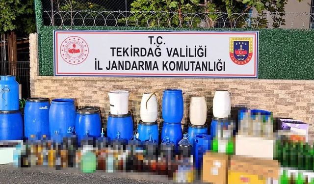 Malkara'da evden 1 ton 120 litre sahte içki çıktı