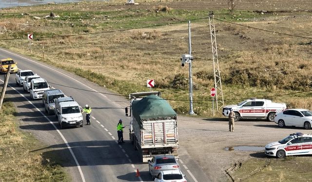 Muş-Ağrı kara yolunda trafik denetimi