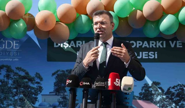 Niğde'de Dışarı Camii otoparkı ve peyzaj projesinin temeli atıldı