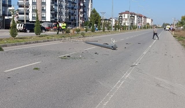 Otomobil takla atıp tarlaya savruldu: 1 yaralı