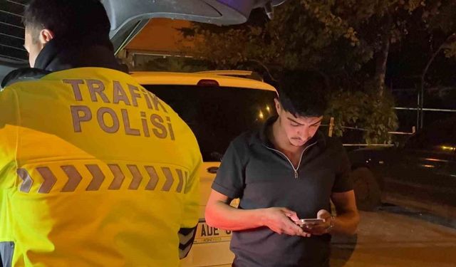 Polisin üzerine araç sürerek kaçtı, 'dava açarım' diyerek tehdit etti