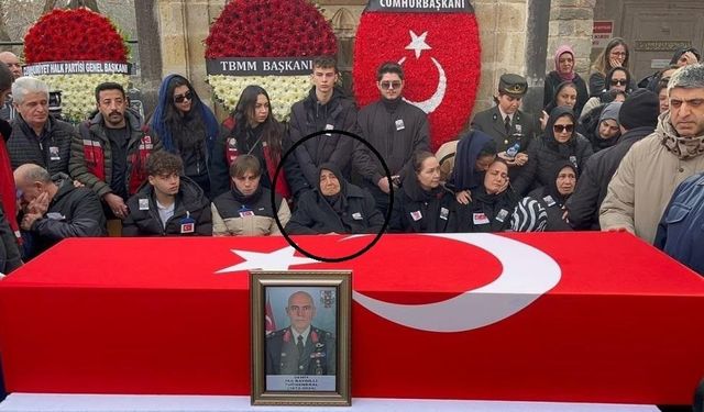 Şehit Tuğgeneral İsa Baydilli'nin annesi son yolculuğuna uğurlandı