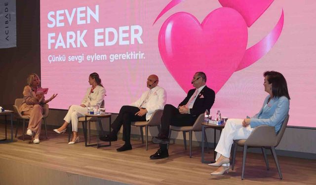 'Seven fark eder' vurgusuyla, meme kanserinde erken tanıya dikkat çekildi