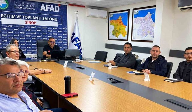 Sinop'ta sivil savunma uzman ve amir eğitimi