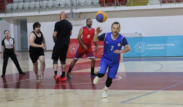 Sivas'ta 3x3 basketbol heyecanı sona erdi