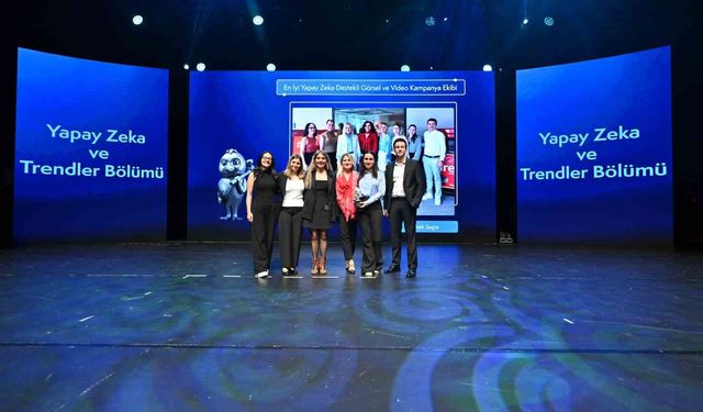 Tadelle'nin 'Mutlu Kırmızı' kampanyasına The Hammers Awards'tan ödül