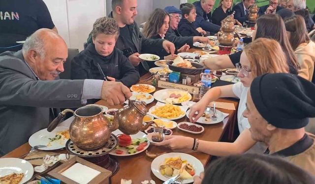 Tekirdağ'da dede-torun buluşması: Sevgi köprüsü kuruldu