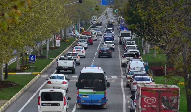 Tekirdağ'da trafiğe kayıtlı taşıt sayısı 402 bin 798'e ulaştı