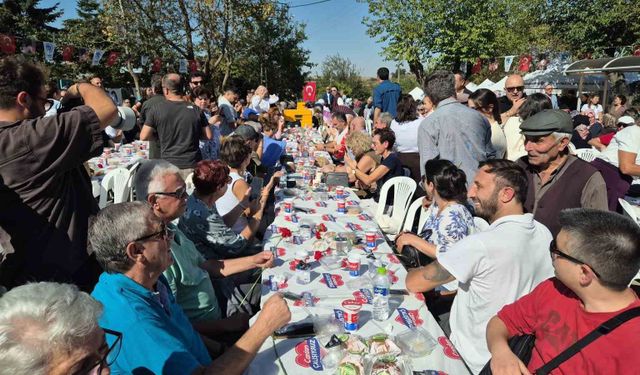 Türk ve Yunan mübadil torunları aynı sofrada buluştu