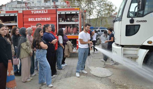 Türkeli'de uygulamalı itfaiye eğitimi