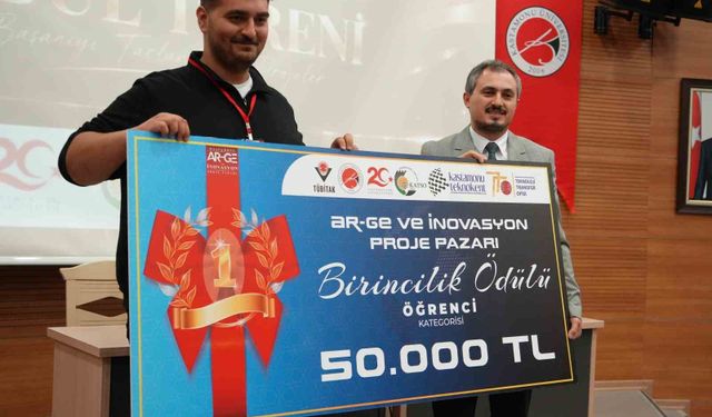 Türkiye'nin dört bir yanından uzman ve öğrencilerin projeleri 'Proje Pazarı'nda yarıştı