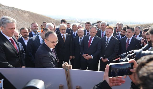 Ulaştırma ve Altyapı Bakanı Abdulkadir Uraloğlu Çankırı'da