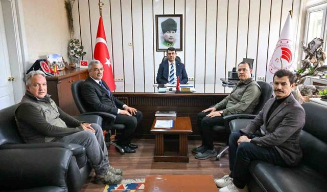 Uşak Valisi Kartal, Orman İşletme Müdürlüğü ve DKMP'yi ziyaret etti