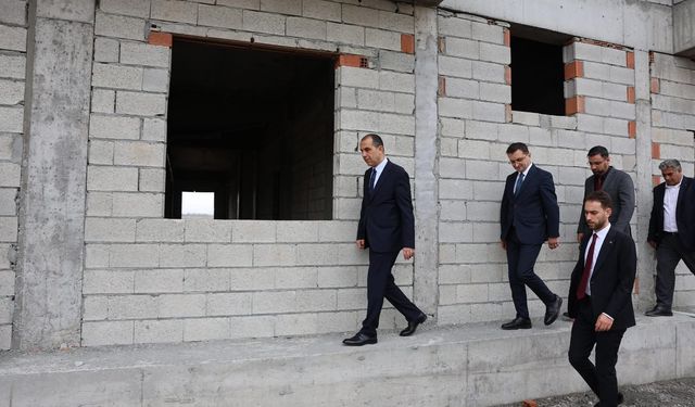 Vali Taşolar Aralık'taki inşaatları inceledi