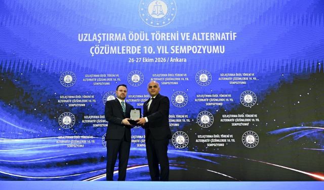 Van Cumhuriyet Başsavcısı Osman Kara'ya 'Uzlaştırma Başarı Ödülü'