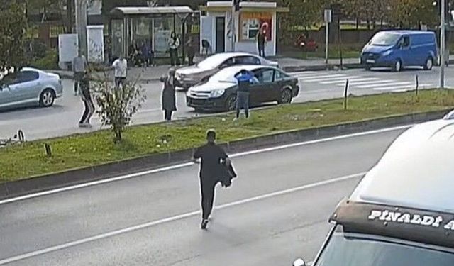 Yaya geçidinde bisikletli çocuğa otomobil çarptı: 1 yaralı
