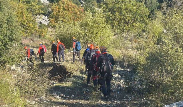 Yazılı Kanyon'da mahsur kalanlar için kurtarma çalışmaları devam ediyor