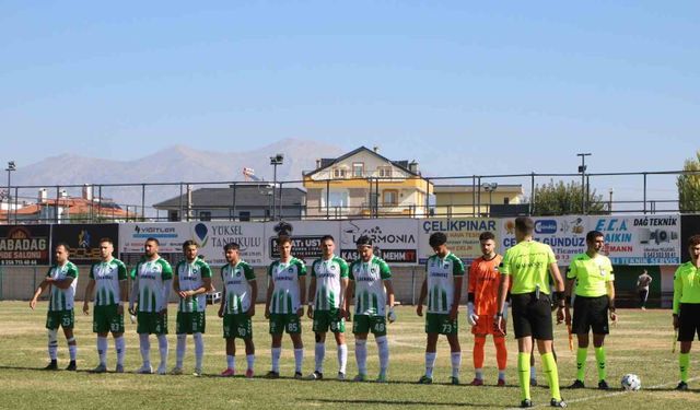 Yeşil Çivril Belediyespor, Çakırköyspor maçı hazırlıklarına başladı