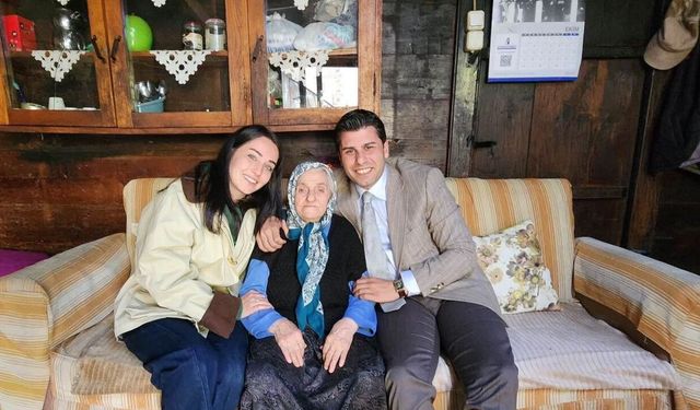 Kaymakam Murat Karnap’tan Dünya Yaşlılar Günü’nde Anlamlı Ziyaret