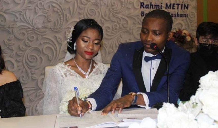 Nijeryalı çift Rize'de evlendi