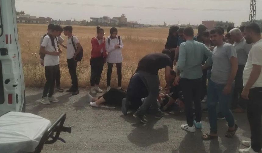 Kızıltepe’de okul servisi kaza yaptı