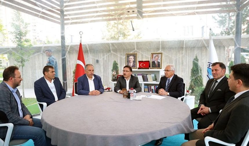 Kayseri Valisi'nden 'Şeffaf Oda'ya tam not