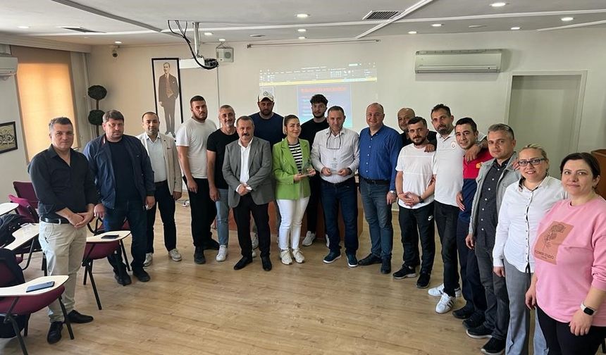 Belediye personeline ilk yardım eğitimi verildi