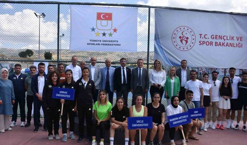 Şırnak’ta üniversiteler arası Tenis Bölge Şampiyonası başladı