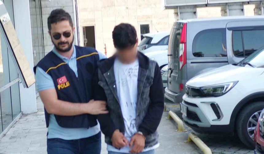 Polis tarafından aranan göçmen kaçakçısı Samsun’da yakalandı