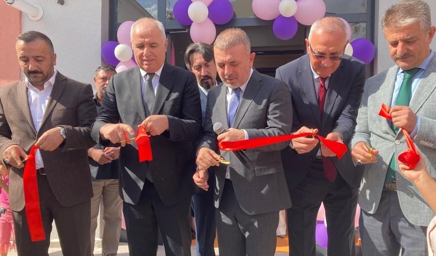 Sincan’da ‘Menekşe kreşi’ açıldı