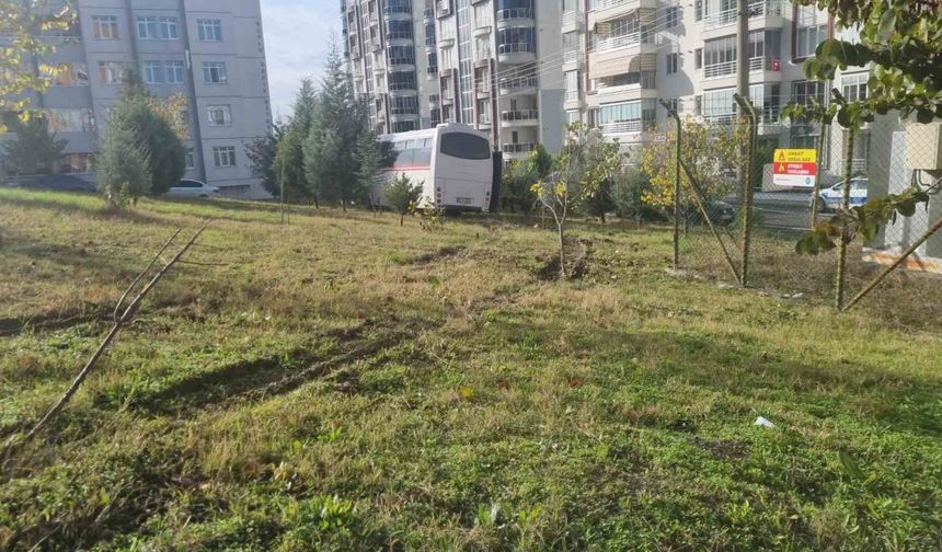 Edirne’de minibüsün freni boşaldı: 15 yolcu ölümden döndü