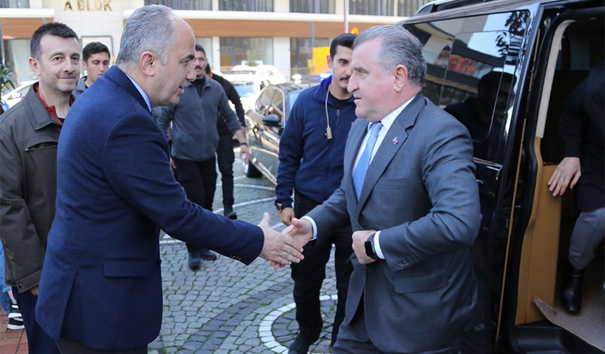 Gençlik ve Spor Bakanı Osman Aşkın Bak'dan Başkan Metin'e ziyaret