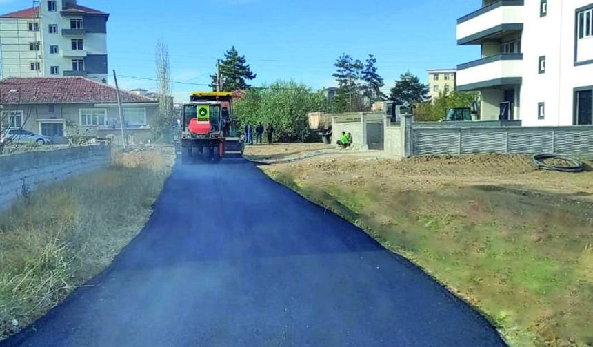 Ereğli Belediyesi asfalt çalışmasına devam ediyor