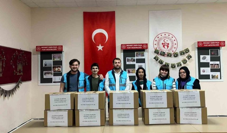 Karaman’da gönüllü üniversite öğrencileri iyilikte yarışıyor