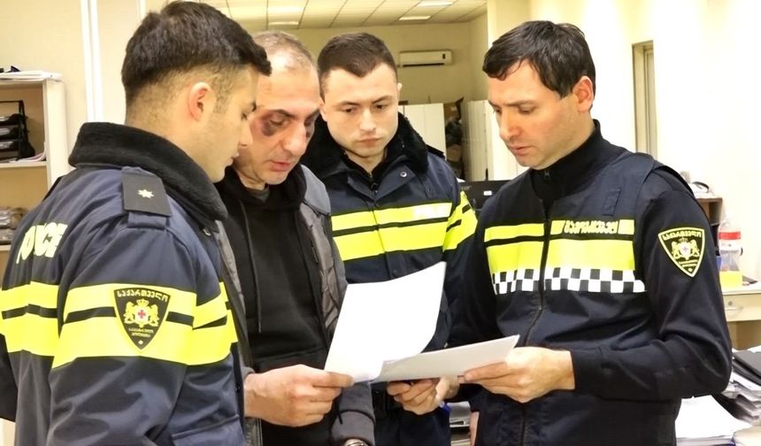 Gürcistan’da muhalefet lideri Elisaşvili, mahkeme binasını kundaklama girişiminden gözaltına alındı