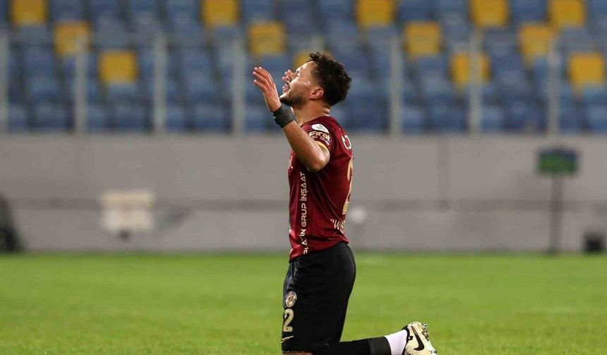 Trendyol Süper Lig: Gençlerbirliği: 1 - RAMS Başakşehir: 0 (İlk yarı)