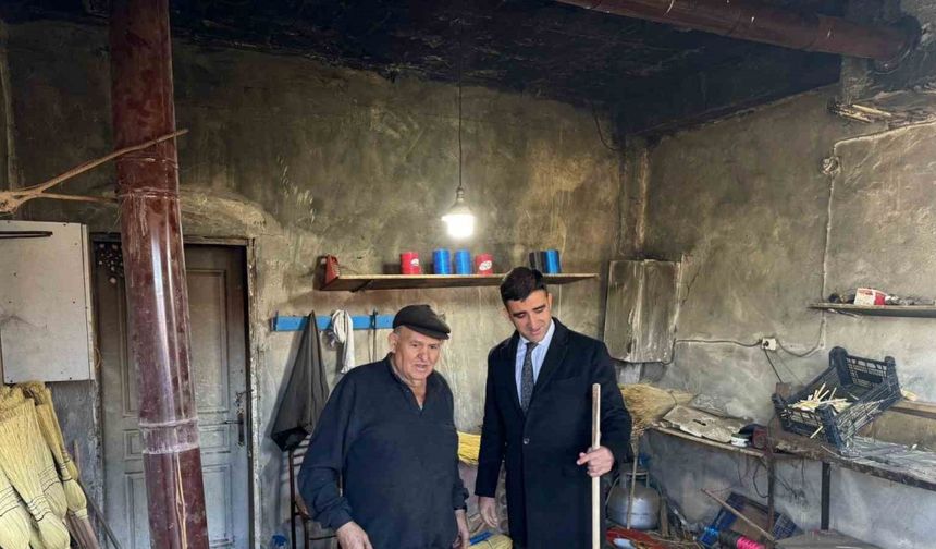 30 yıldır süpürge yapıyor, "bu meslek benim ömrüm" diyor