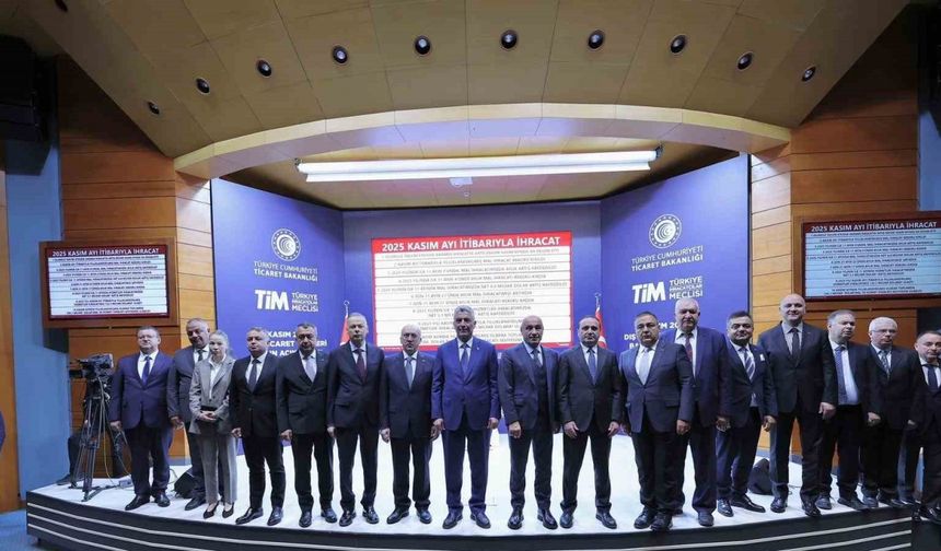 Bakan Bolat: "Kasımda ihracatımız, olumsuz takvim etkisine rağmen yüzde 2,2 artışla 22,7 milyar dolar olarak gerçekleşti"