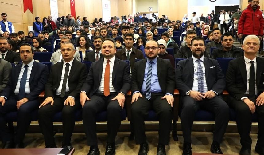Bakan Yardımcısı Eminoğlu: "81 ilin tamamında gençlik ve spor tesislerimiz var"