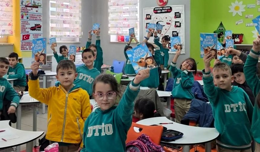 Demirkent TOKİ Ortaokulu’nda "Kitapla Büyüyen Aile" Projesinin ikinci buluşması gerçekleştirildi