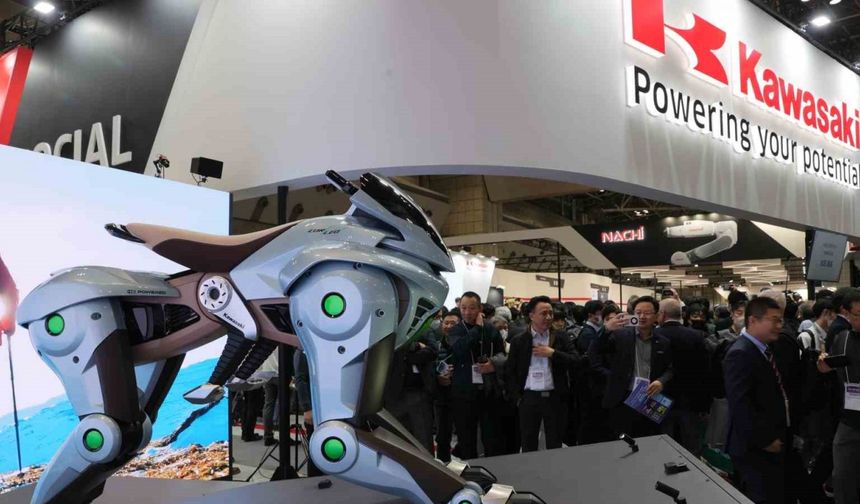 Japonya’da robottan Türkiye’ye "lokumlu" selam