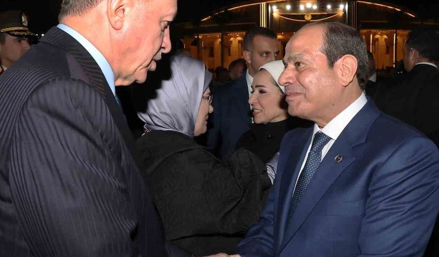 Cumhurbaşkanı Erdoğan, Mısır'daki temaslarını tamamladı