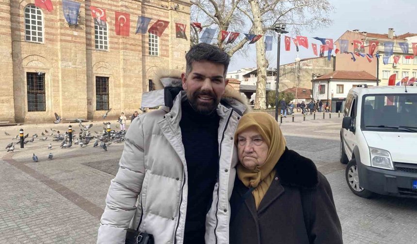 Mehmet Çevik sahnelere ara verdi, Ramazan'da maneviyata yöneldi