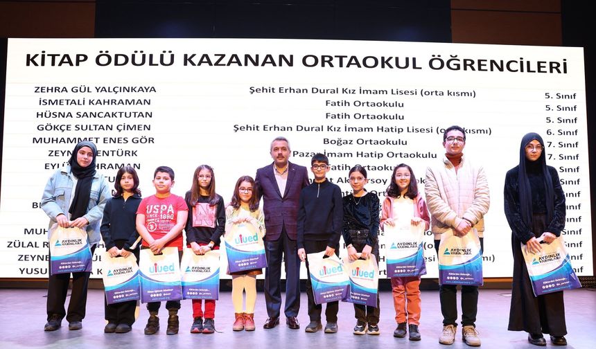 “Aydınlık Yarınlara Kitap Okuma Yarışması” ödül töreni