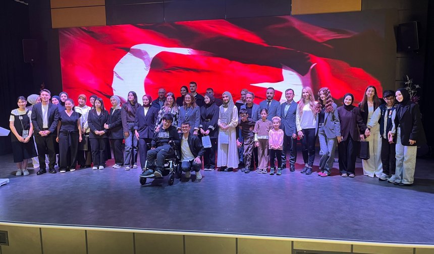 Recep Tayyip Erdoğan Üniversitesi Öğrencilerinden Anlamlı Proje: “Engelleri Beraber Aşıyoruz”