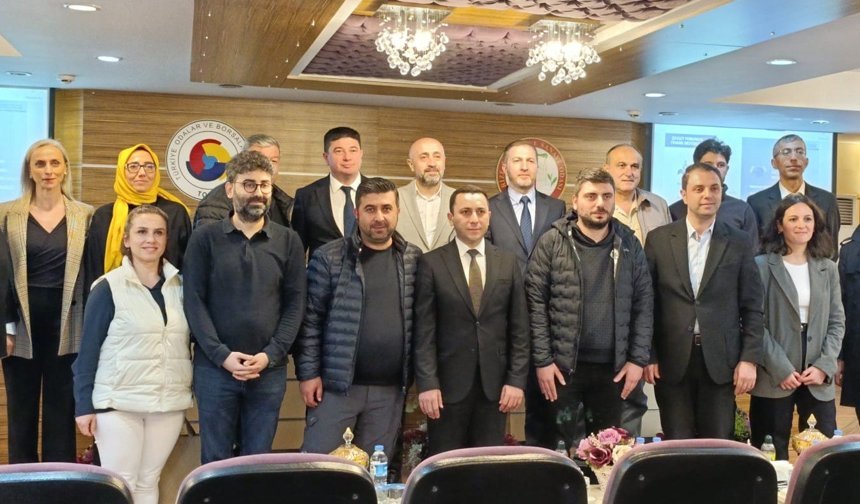 Azerbaycan'a yatırım avantajları Rize'de anlatıldı